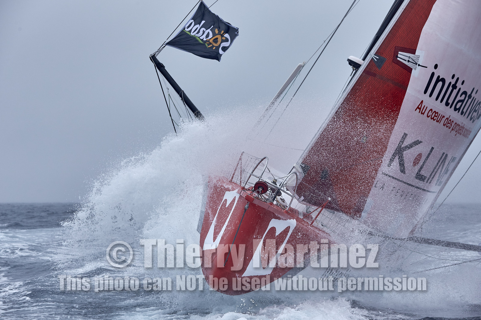16_40404  ©Th.Martinez Sea&Co.  ILE DE GROIX - - FRANCE. 3 Août 2016. .Tanguy De Lamotte (FRA), a bord de l'IMOCA Initiatives-Coeur au large de l'Ile de Groix (FRA) en préparation du Vendée Globe 2016-17.