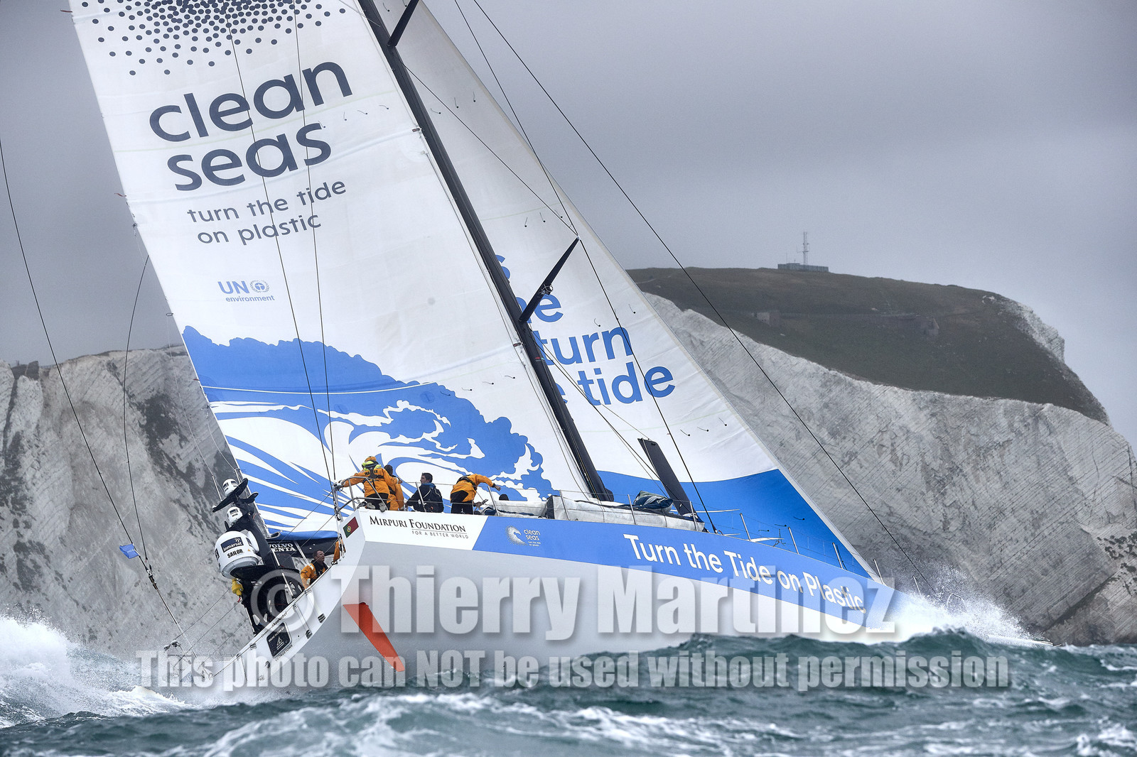 LENDY COWES WEEK - Round the island.