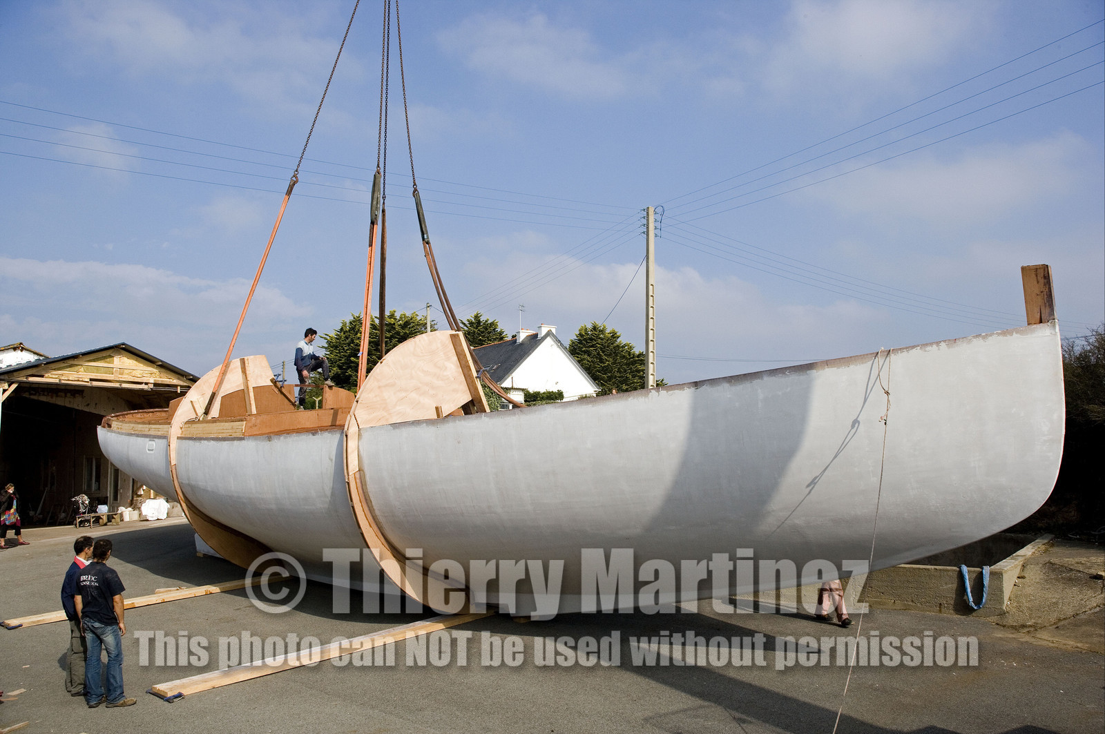 Thierry Dubois new boat under construction.15 Oct 2006
