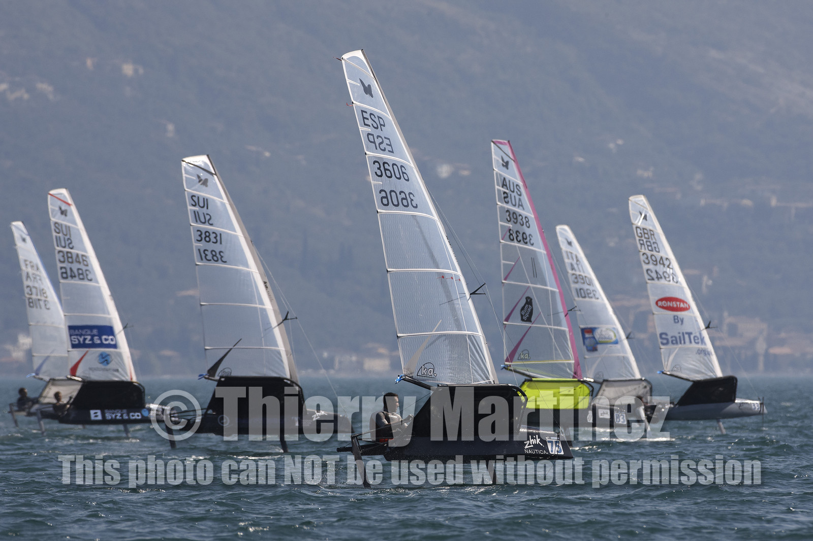 2012 ZHIK NAUTICA MOTH WORLDS.