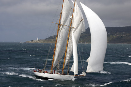 JP Morgan Asset Management Round The Island Race.