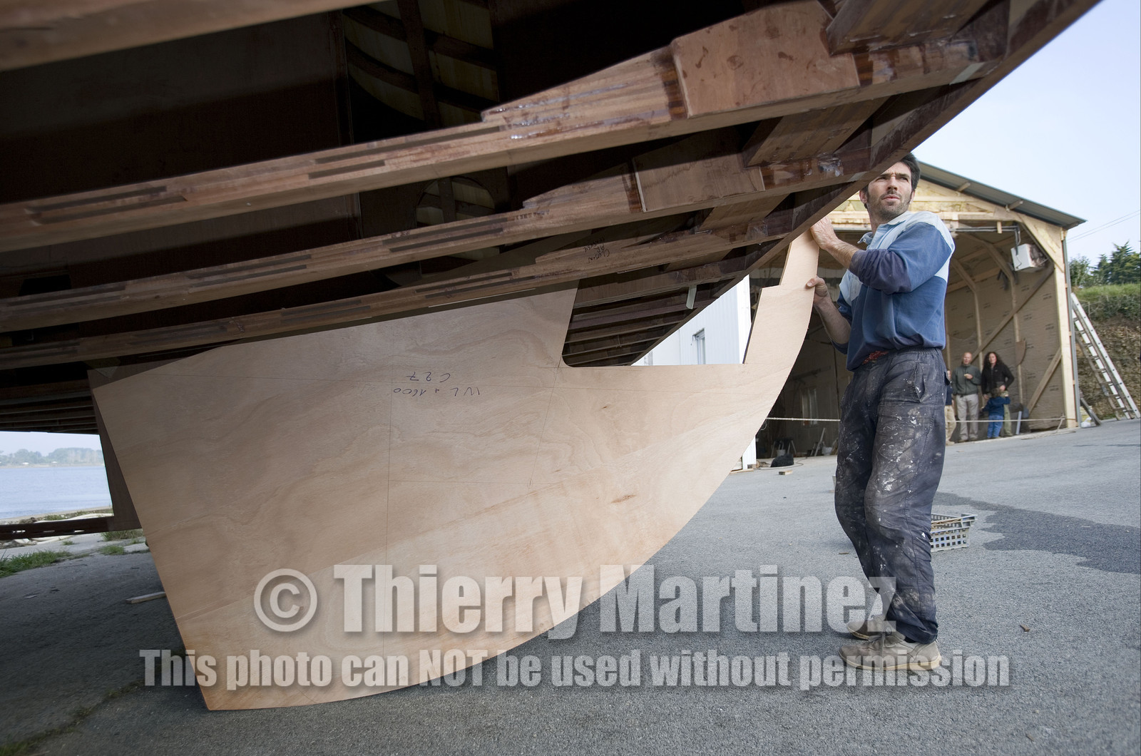 Thierry Dubois new boat under construction.15 Oct 2006