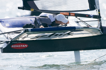 14_40239-2014 MOTH WORLDS Day5