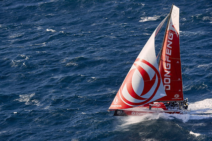 THM-17_106121_VOR-LISBON-LEG2start