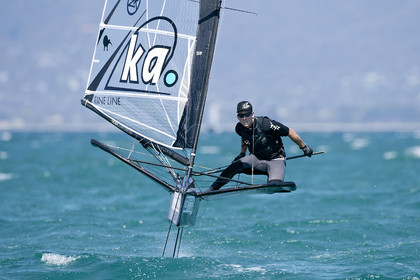 2015 McDougall + McConaghy Moth Worlds. Sorrento - VIC AUSTRALIA  . 6 16 January 2015. Organize by Sorrento Sailing Couta Boat Club.
