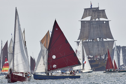 THM-17_011629-Semaine du Golfe - Parade