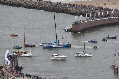 team AkzoNobel  in Volvo Ocean Race 2017-18.