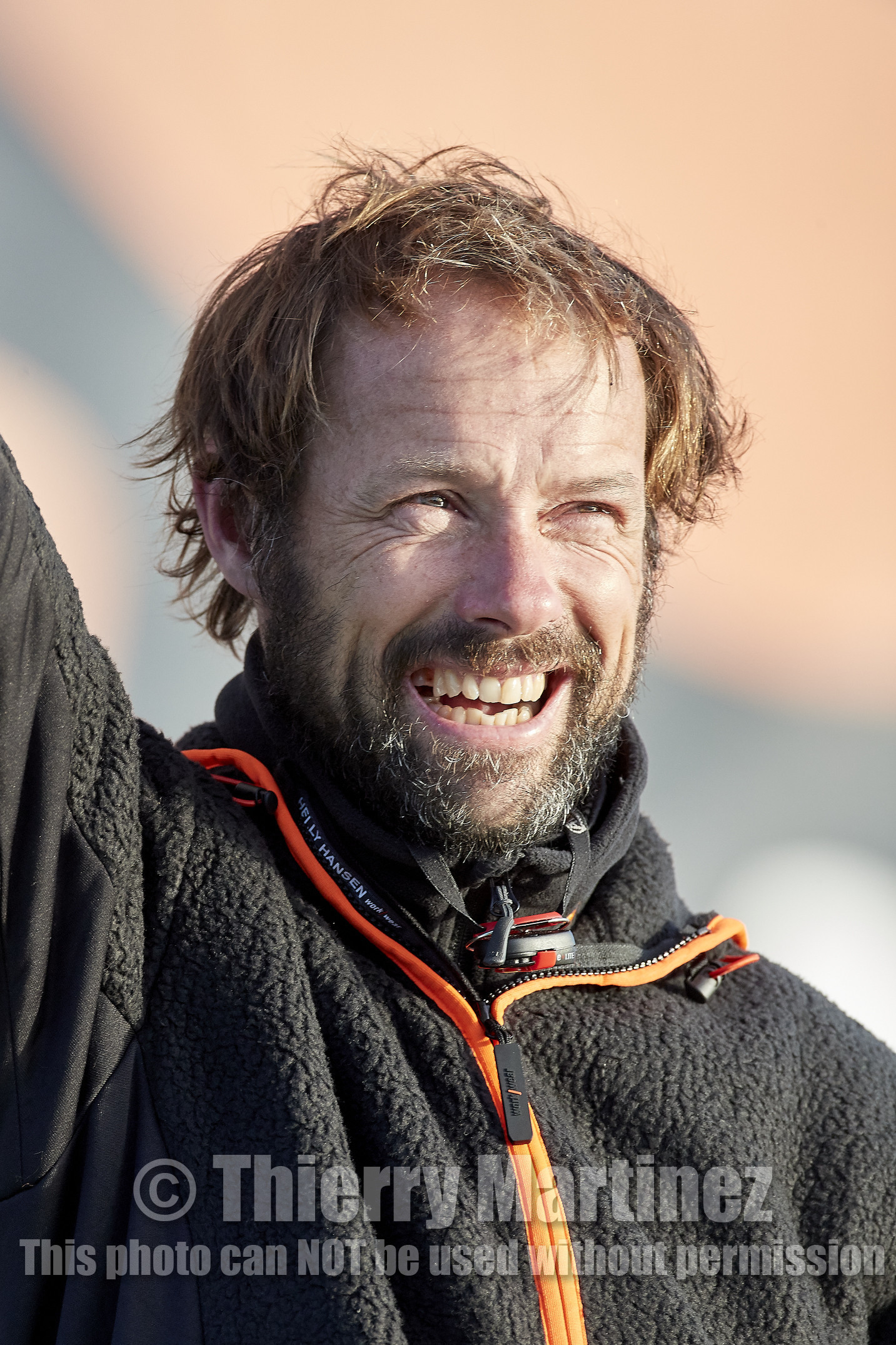 Single-handed sailing round the world record .