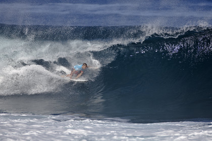 2011 VOLCOM PIPE PRO  ( Surf contest) at Banzai Pipeline Beach, North Shore - Oahu - Hawaii.