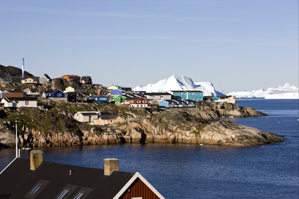 Schooner LA LOUISE sailing on west coast of Greenland.