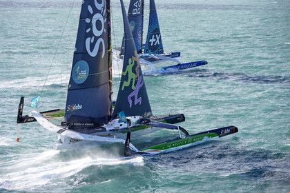 22_38855   © Thierry Martinez.DINARD, FRANCE. 9 Novembre  2022Départ de la 12éme ROUTE DU RHUM, transatlantique course à la voile en solitaire de St Malo(FRA)  à Pointe à Pitre (FRA-Guadeloupe) 3.543 milles nautiques.