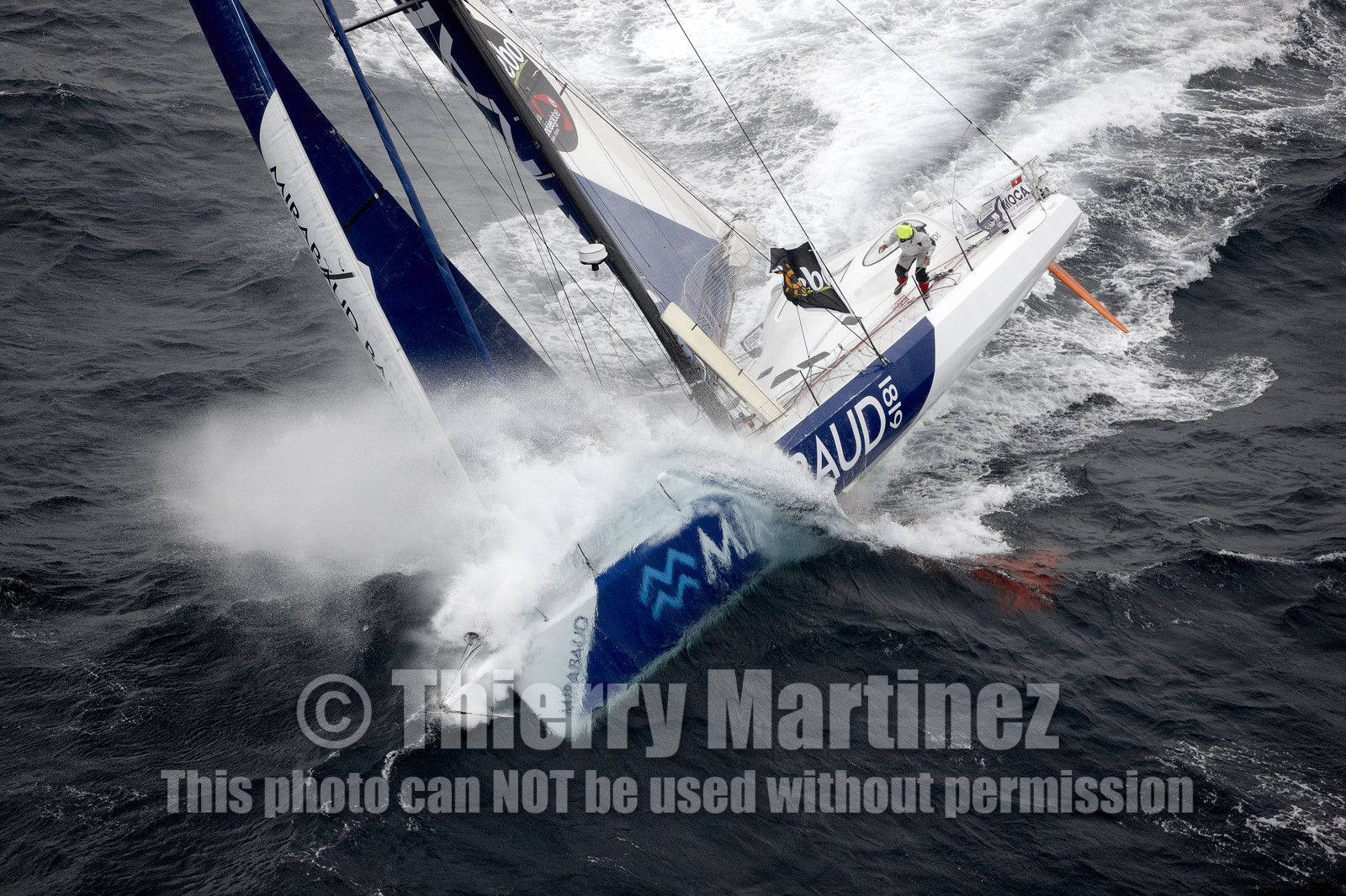 MIRABAUD  Monohull IMOCA 60, skipper Dominique Wavre (SUi)