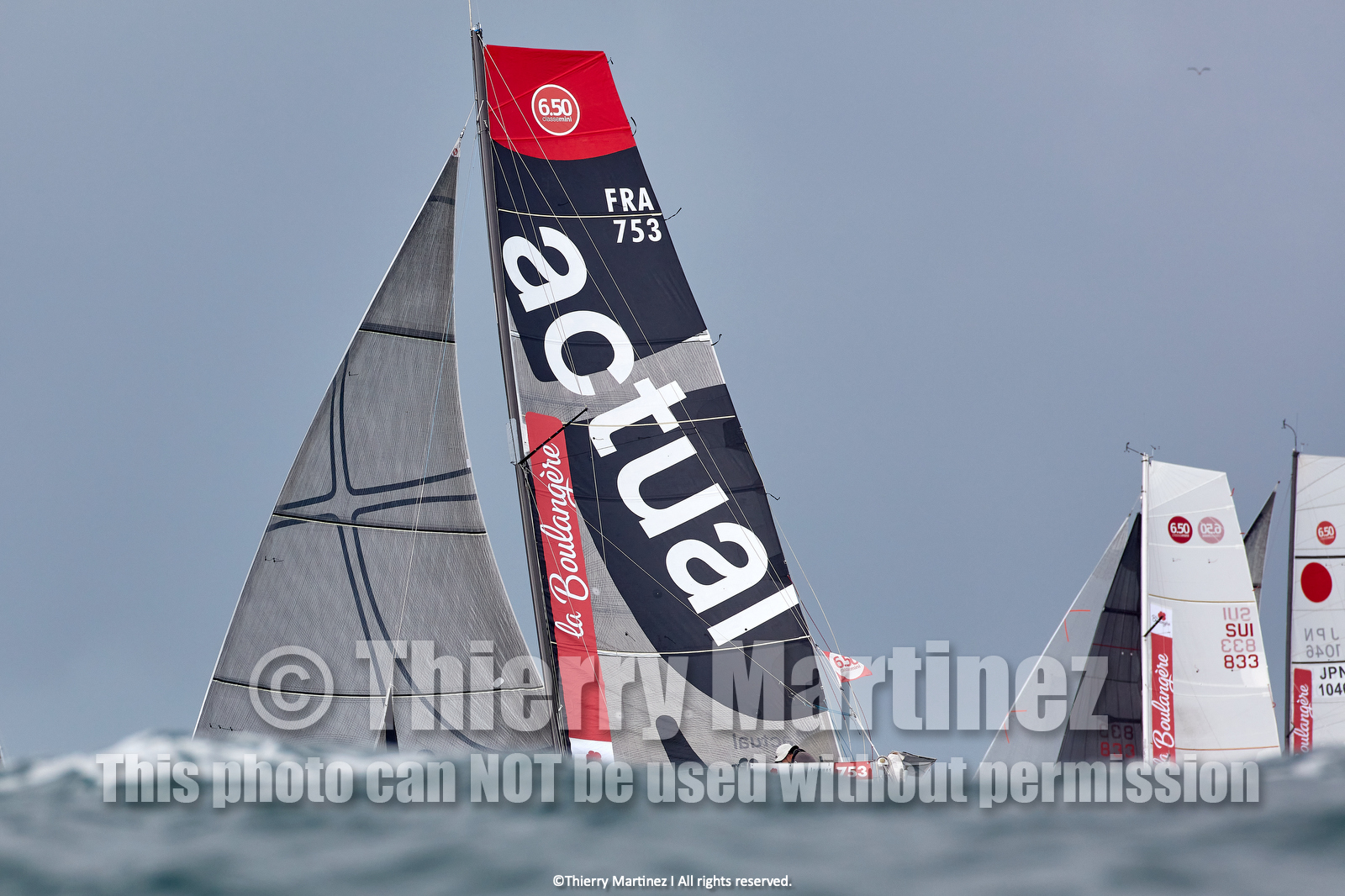 23_22452   © Thierry Martinez. LES SABLES D'OLONNE, 85 - FRANCE 25 septembre 2023.Départ MINI TRANSAT 2023. Départ du Dimanche 24 septembre retardé au Lundi 25 Sept .Les Sables d’Olonne (FRA)    Santa Cruz de la Palma ( Canaries)    St François ( Guadeloupe): 4050 NM.
