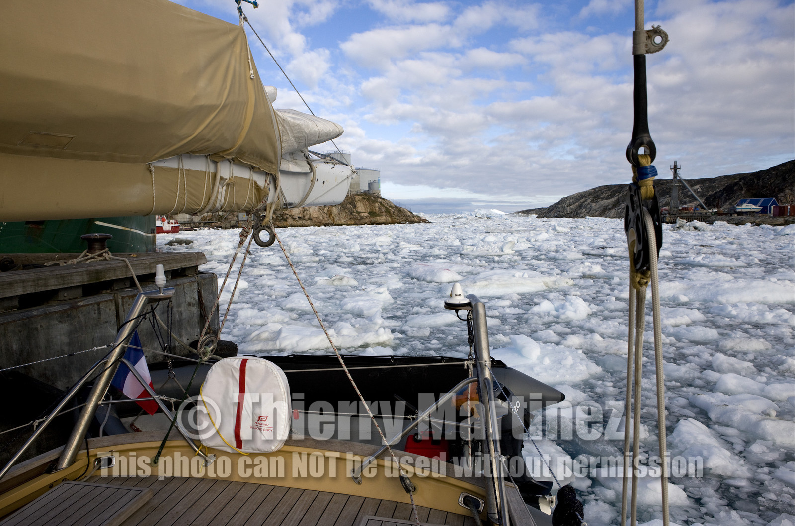 Schooner LA LOUISE sailing on west coast of Greenland.