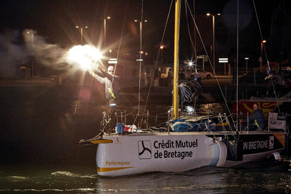 22_35096   © Thierry Martinez.ST NAZAIRE, FRANCE.07 Sept 2022.53éme édition de la Solitaire du Figaro.Arrivée de la 3éme étape , Royan    St Nazaire.Tom Laperche (Région Bretagne-CMB Performance) vainqueur de l’étape et de l’édition de la Solitaire du Figaro 2022.