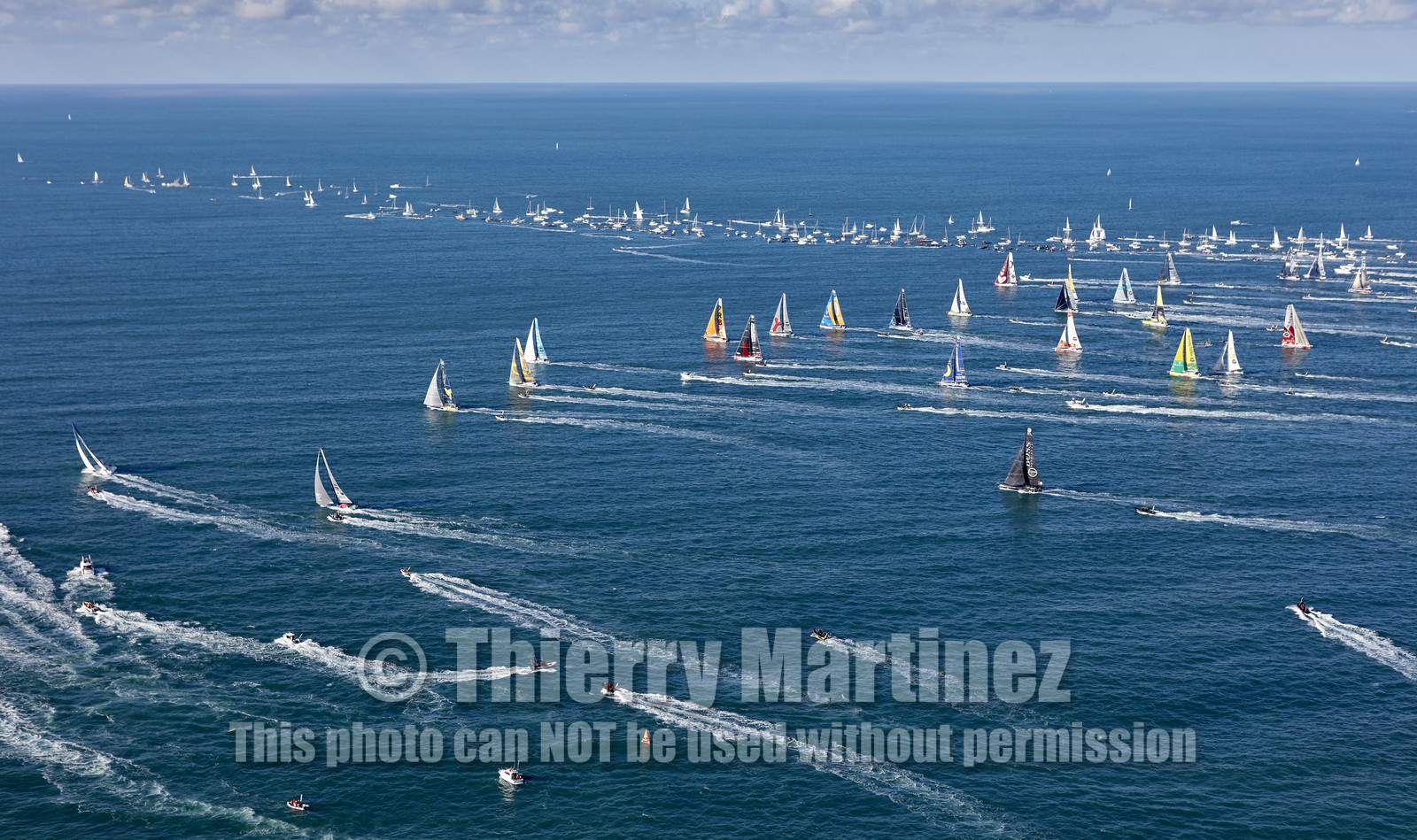 THM-16_80539_VendeeGlobeStart