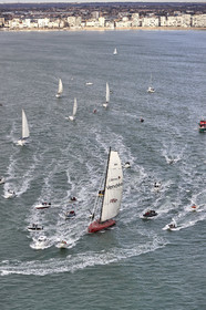 Départ de Jeff Pellet (FRA) sur son bateau COME IN VENDEE POUR UN TOUR DU MONDE;