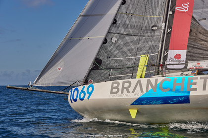 23_22285   © Thierry Martinez. LES SABLES D'OLONNE, 85 - FRANCE 25 septembre 2023.Départ MINI TRANSAT 2023. Départ du Dimanche 24 septembre retardé au Lundi 25 Sept .Les Sables d’Olonne (FRA)    Santa Cruz de la Palma ( Canaries)    St François ( Guadeloupe): 4050 NM.