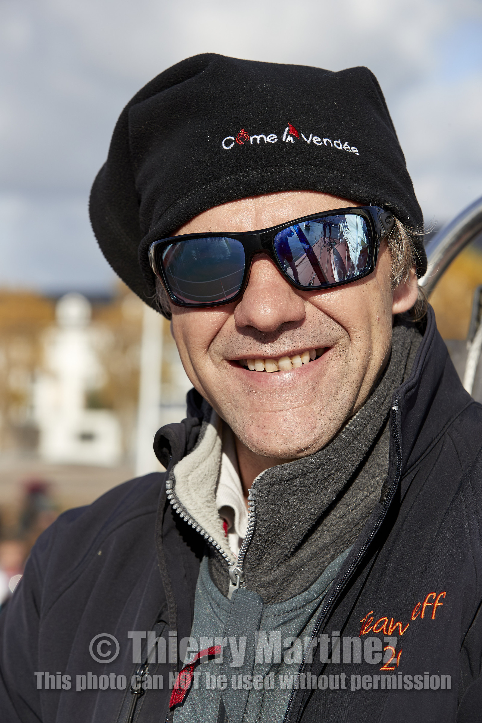 Départ de Jeff Pellet (FRA) sur son bateau COME IN VENDEE POUR UN TOUR DU MONDE;