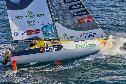 22_38993   © Thierry Martinez.DINARD, FRANCE. 9 Novembre  2022Départ de la 12éme ROUTE DU RHUM, transatlantique course à la voile en solitaire de St Malo(FRA)  à Pointe à Pitre (FRA-Guadeloupe) 3.543 milles nautiques.