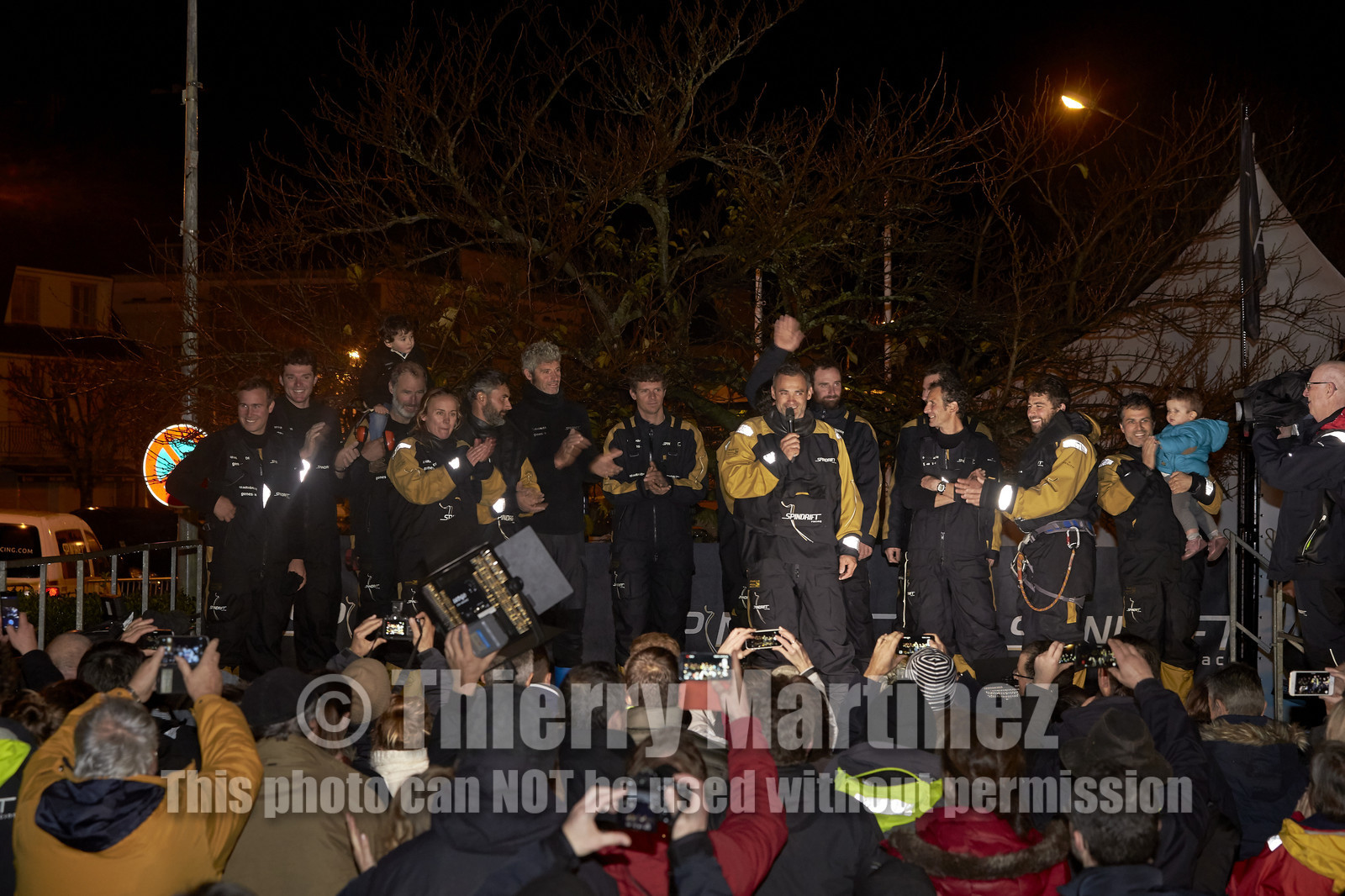 MAXI  SPINDRIFT 2 Jules Verne trophy  2015 2016 attempt.