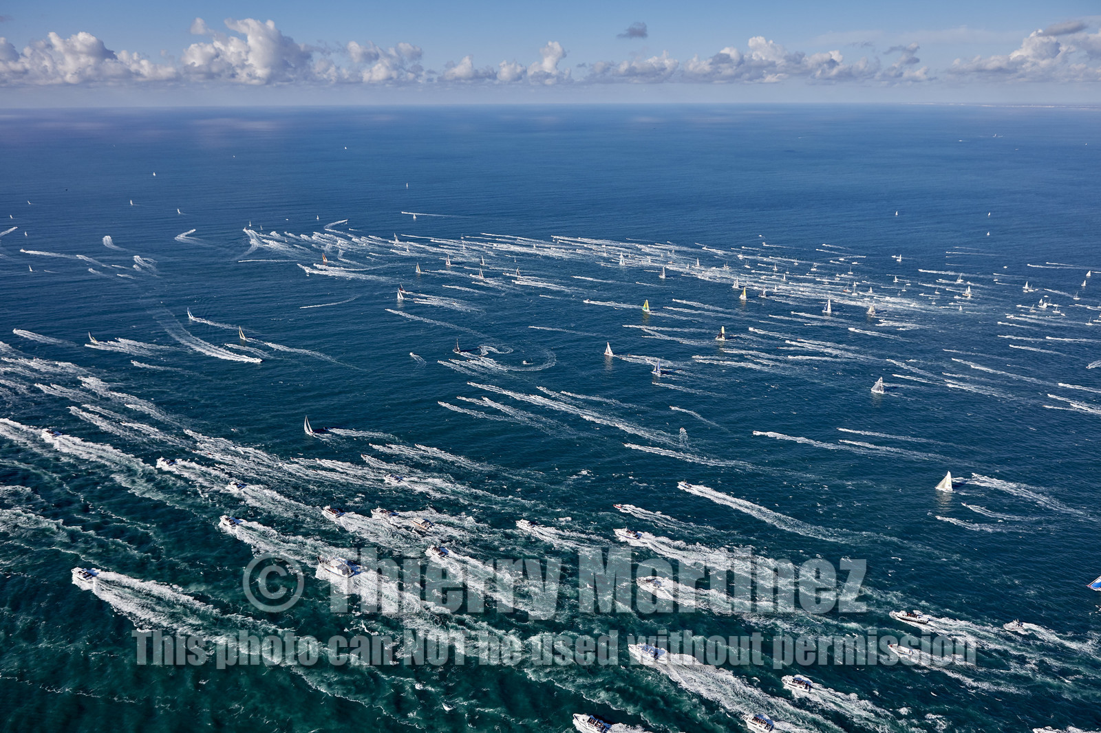 THM-16_80638_VendeeGlobeStart