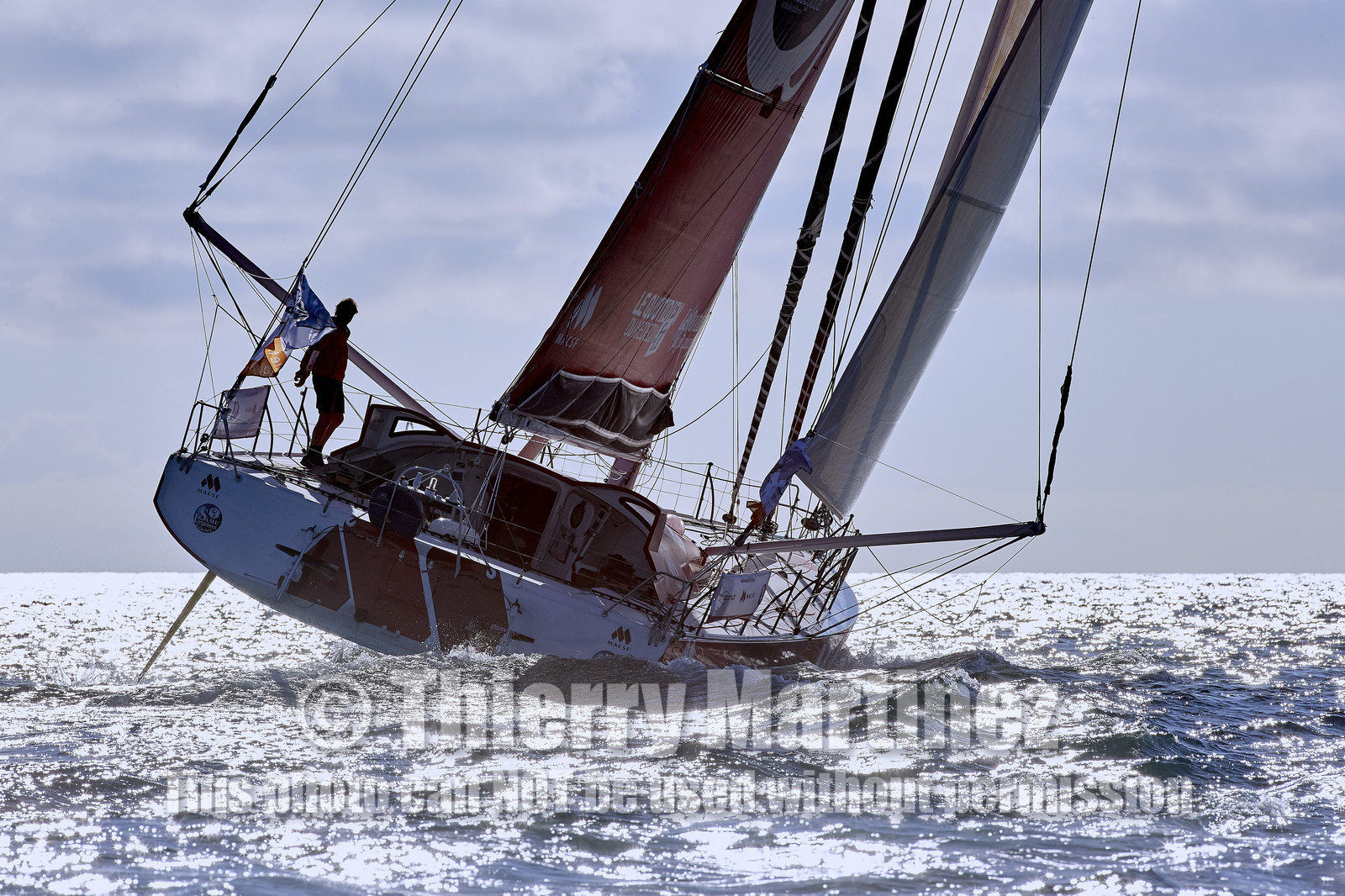 THM-15_63406_AZIMUT2016