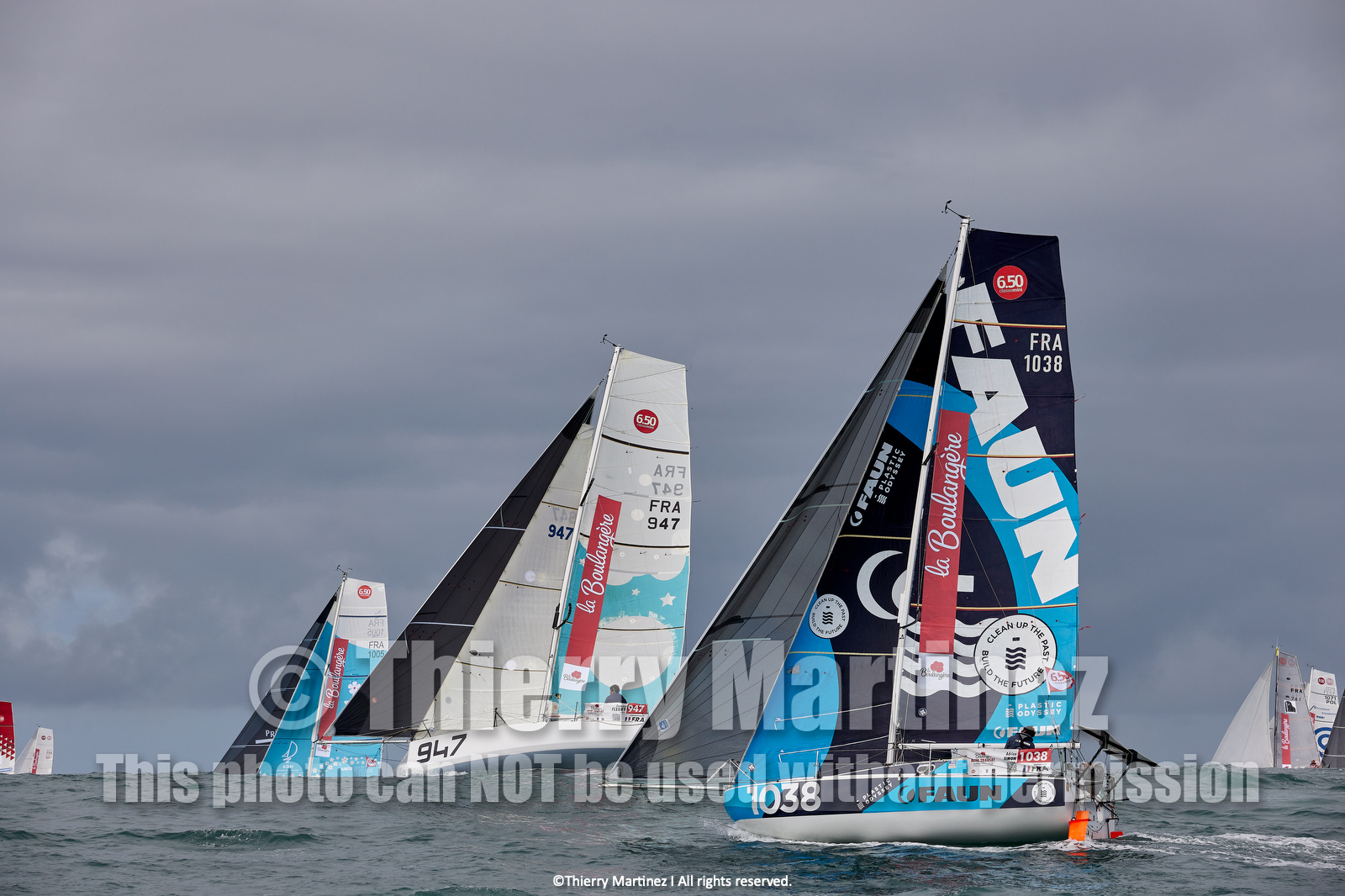 23_21940   © Thierry Martinez. LES SABLES D'OLONNE, 85 - FRANCE 25 septembre 2023.Départ MINI TRANSAT 2023. Départ du Dimanche 24 septembre retardé au Lundi 25 Sept .Les Sables d’Olonne (FRA)    Santa Cruz de la Palma ( Canaries)    St François ( Guadeloupe): 4050 NM.