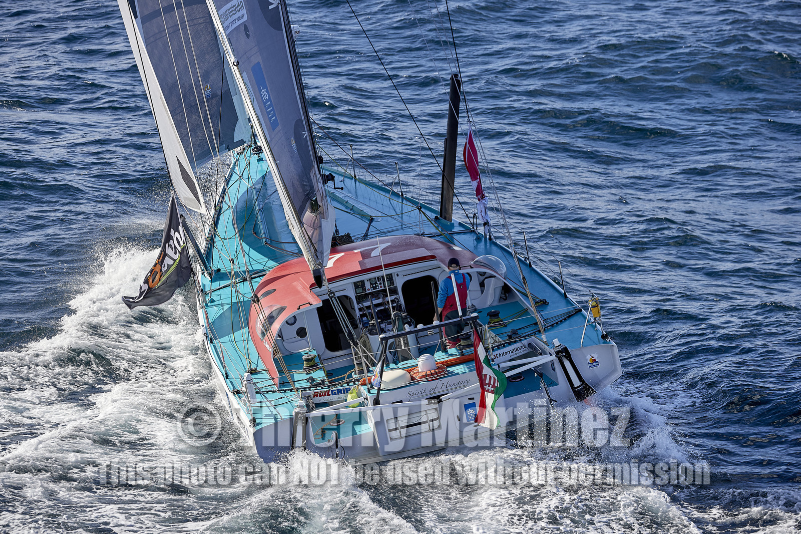 THM-16_82419_VendeeGlobeStart