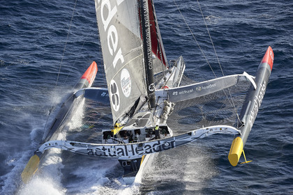« ULTIM ACTUAL LEADER , Skipper Yves Le Blevec.
