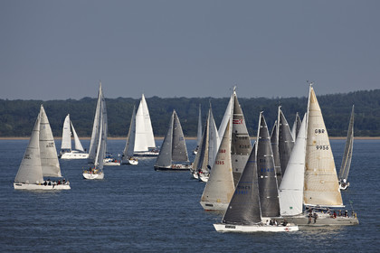 2014 JP Morgan Asset Management Round the Island Race .