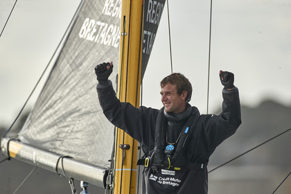22_34714   © Thierry Martinez.ST NAZAIRE, FRANCE.07 Sept 2022.53éme édition de la Solitaire du Figaro.Arrivée de la 3éme étape , Ronan    St Nazaire.Tom Laperche (Région Bretagne-CMB Performance) vainqueur de l’étape et de l’édition de la Solitaire du Figaro 2022.