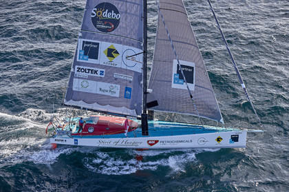 THM-16_82436_VendeeGlobeStart