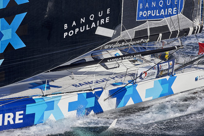 THM-16_80251_VendeeGlobeStart