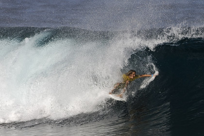 2011 VOLCOM PIPE PRO  ( Surf contest) at Banzai Pipeline Beach, North Shore - Oahu - Hawaii.