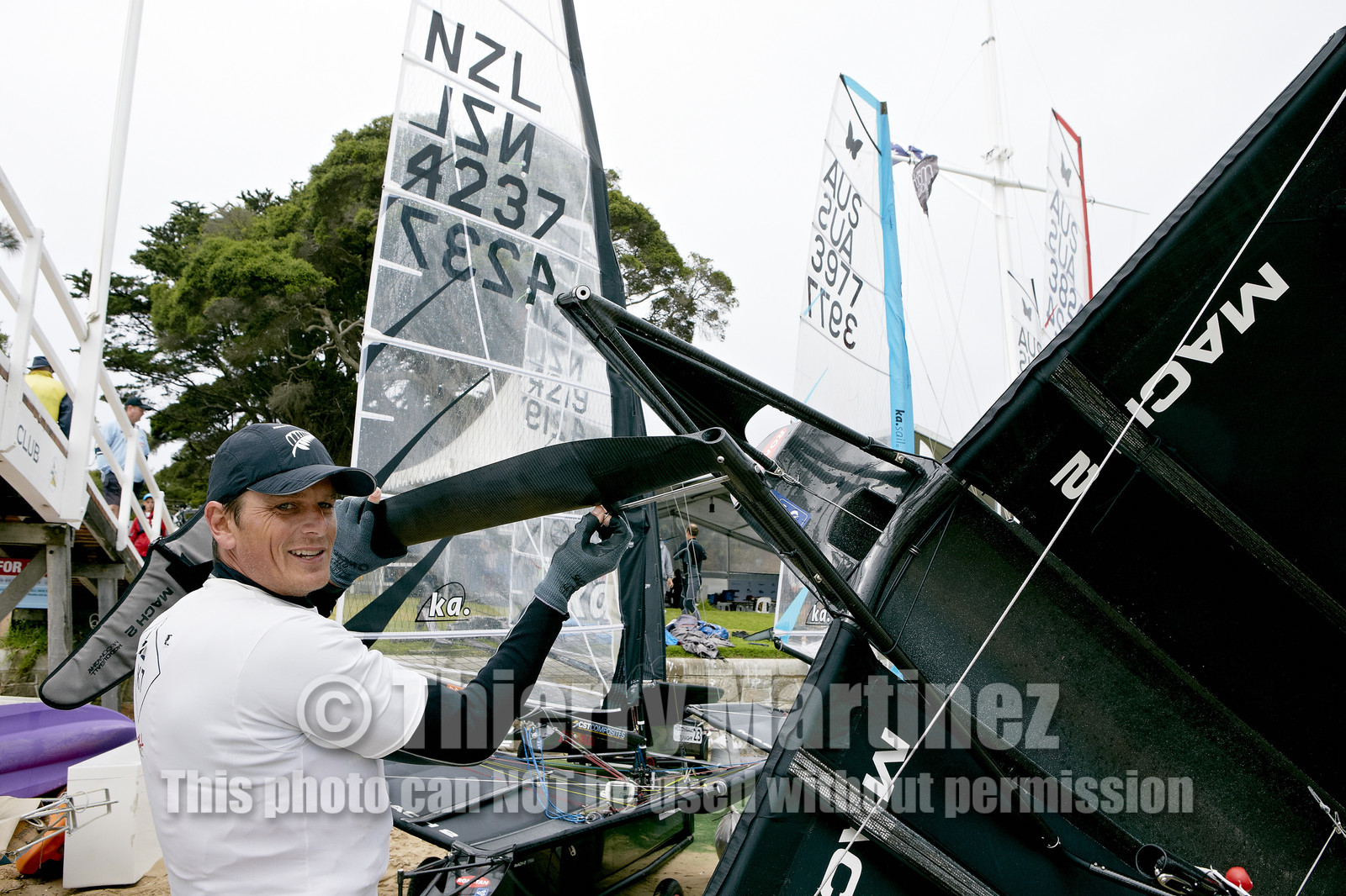 2015 McDougall + McConaghy Moth Worlds. Sorrento - VIC AUSTRALIA  . 6 16 January 2015. Organize by Sorrento Sailing Couta Boat Club.