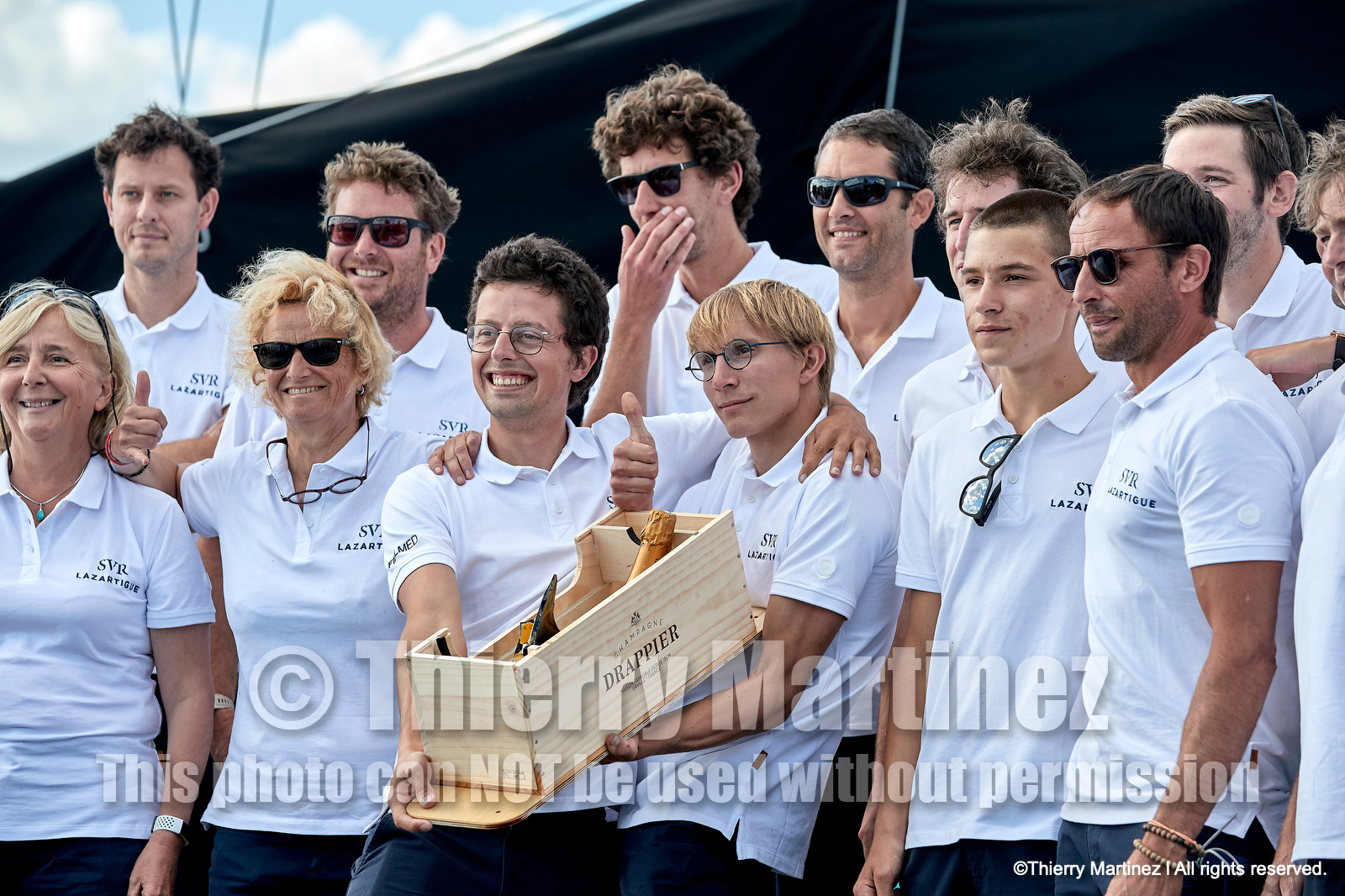 Baptême du trimaran ULTIM de François Gabart « SVR-LAZARIGUE » par Mélanie Laurent à Concarneau.