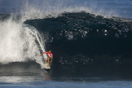 2011 VOLCOM PIPE PRO  ( Surf contest) at Banzai Pipeline Beach, North Shore - Oahu - Hawaii.