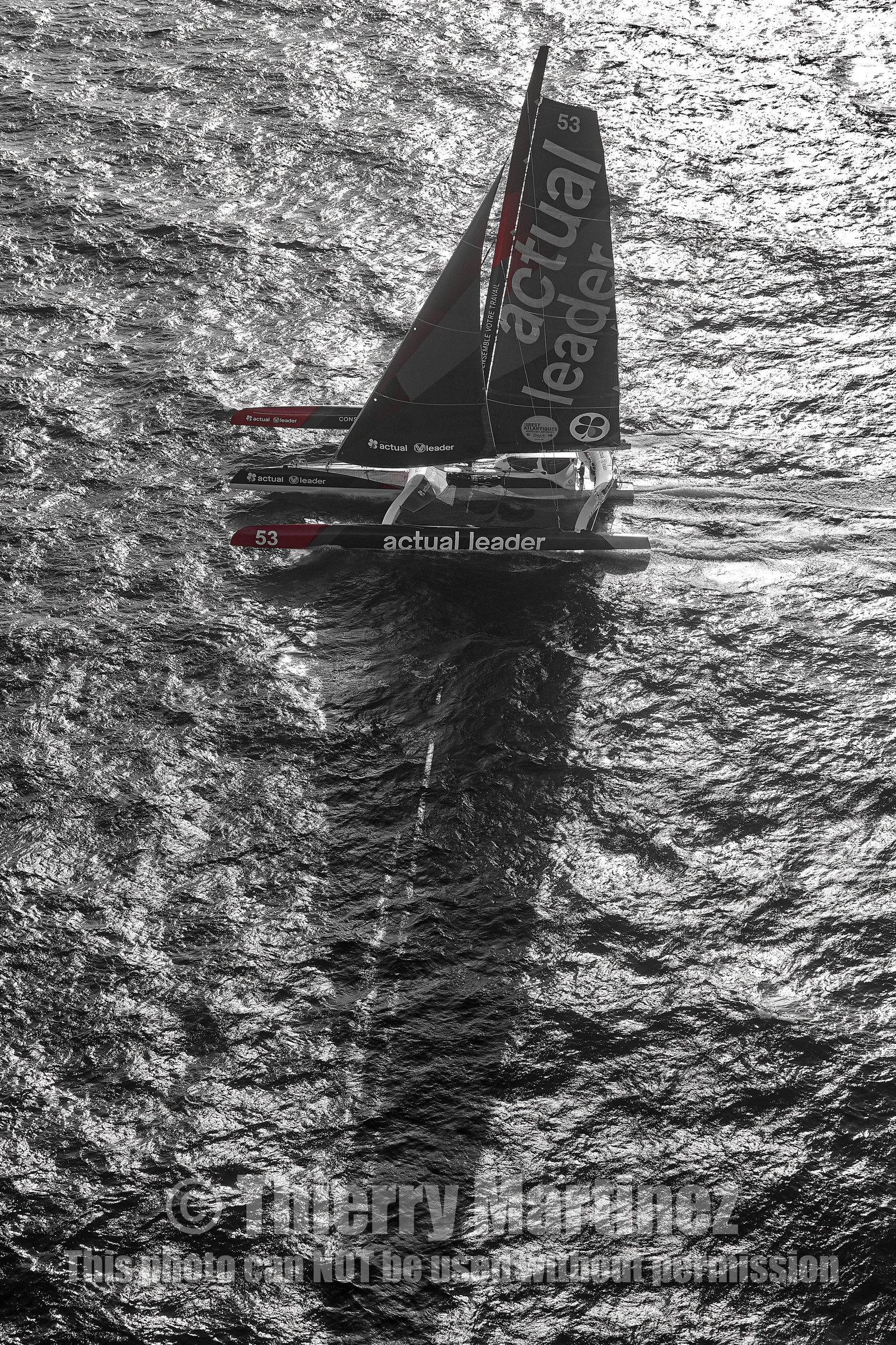 « ULTIM ACTUAL LEADER , Skipper Yves Le Blevec.