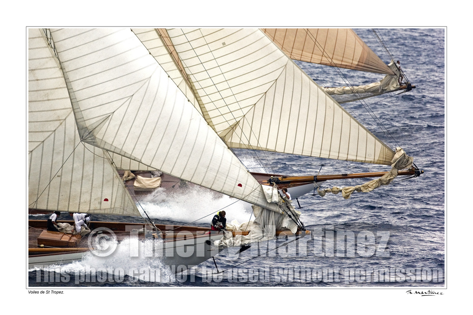 07_30399-st tropezfond blanc-.jpg