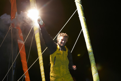 13_02100  2012 13 VENDEE GLOBE. Arrival in Les sables d'Olonne (