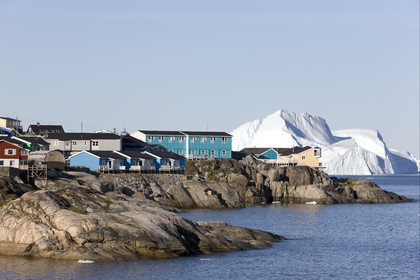 Schooner LA LOUISE sailing on west coast of Greenland.