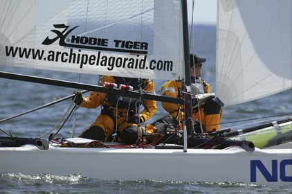 03_3041D  © Th.Martinez,STOCKHOLM ARCHIPELAGO SWEDEN, 8 07 03-Archipelago Raid (2003)  Day 1. Team NOKIA-Adilstam  .Frederik Aldistam (SWe) & Tomas Marimon (SWE)