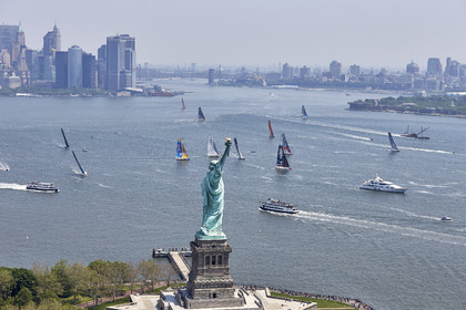 16_10249-Currency House NY-Vendee Charity race.