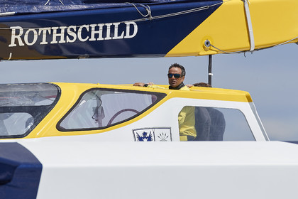 THM-19_15661_ARMEN RACE