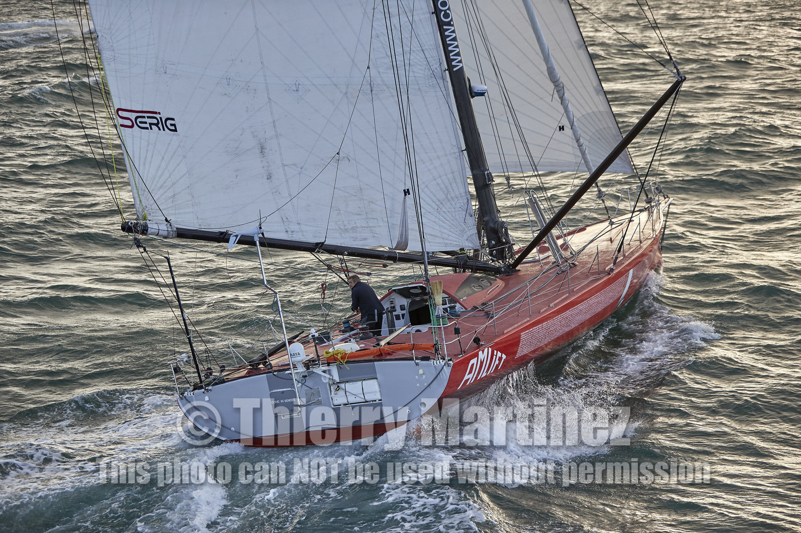 Départ de Jeff Pellet (FRA) sur son bateau COME IN VENDEE POUR UN TOUR DU MONDE;