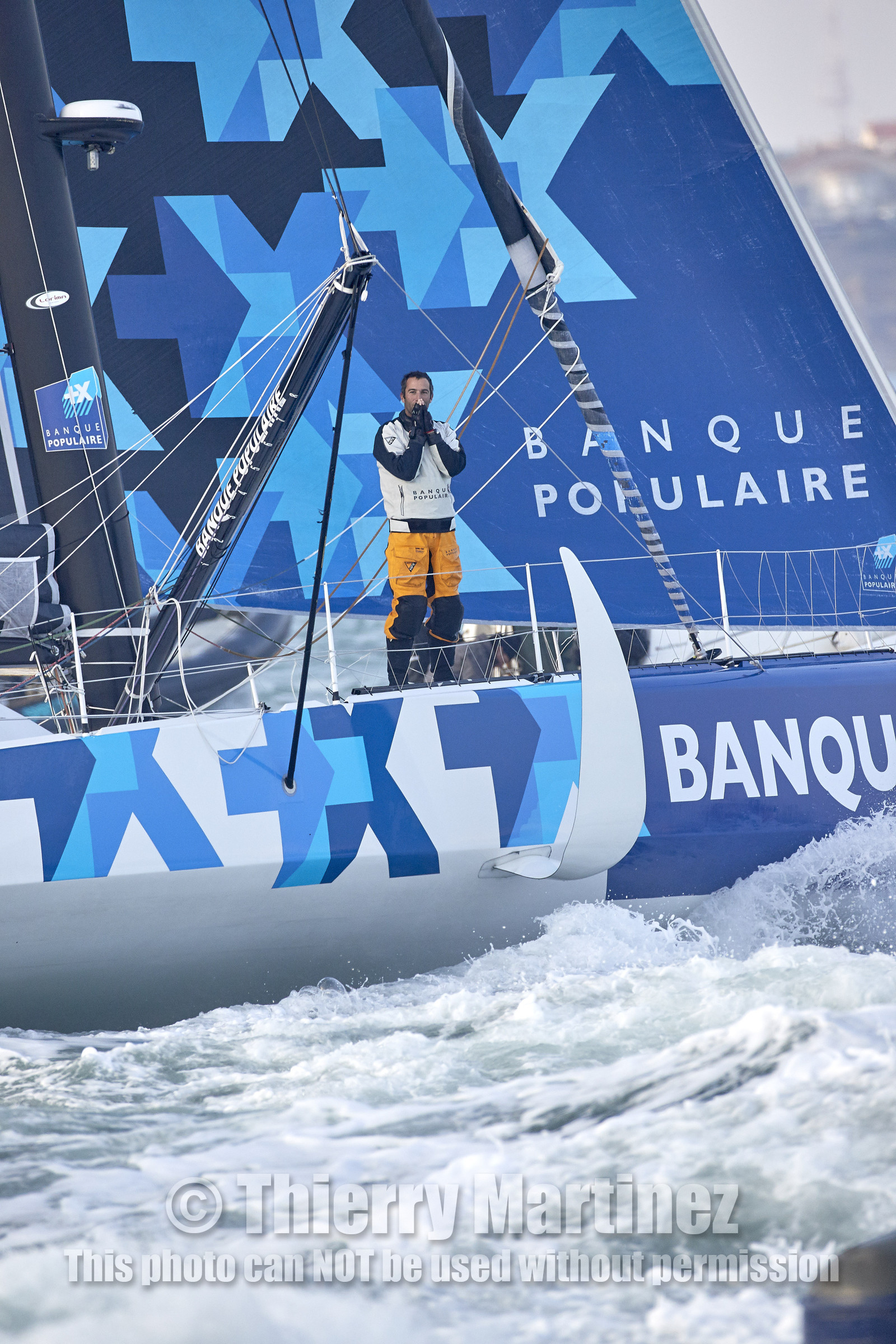 THM-17_002425_VendeeGlobeFinish