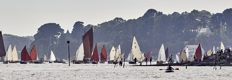 THM-17_011651-Semaine du Golfe - Parade