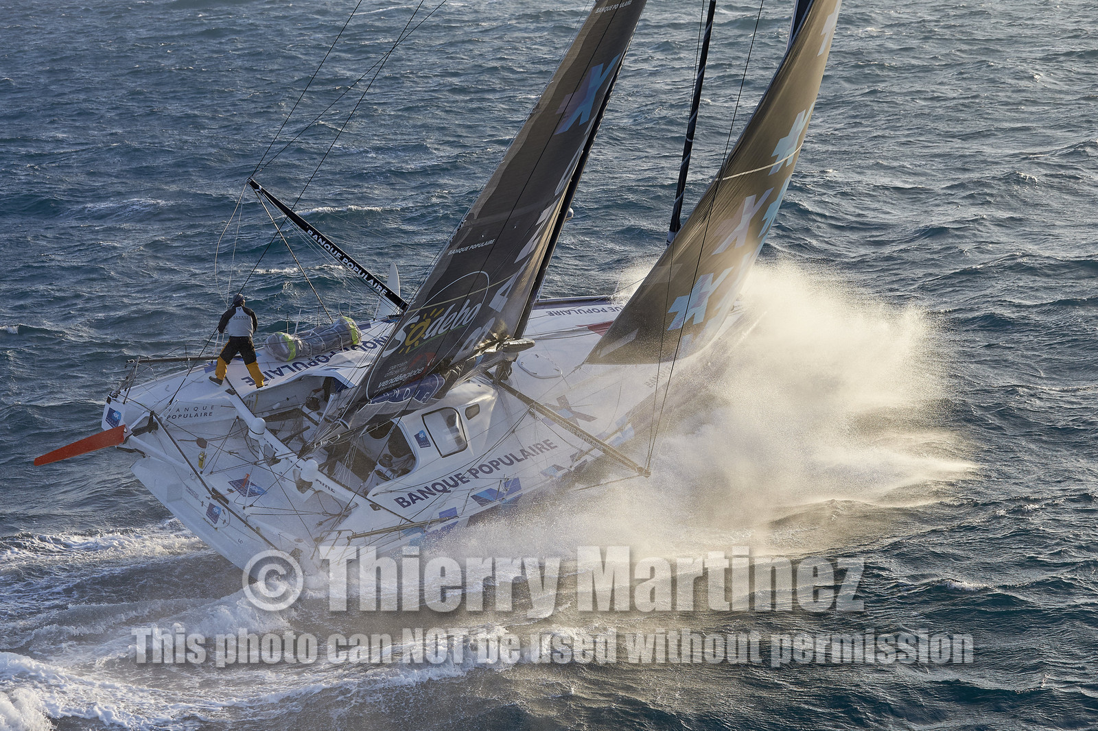 THM-17_000815_VendeeGlobeFinish