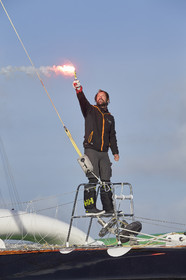 Single-handed sailing round the world record .